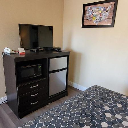 Econo Lodge Sacramento Convention Center Bagian luar foto