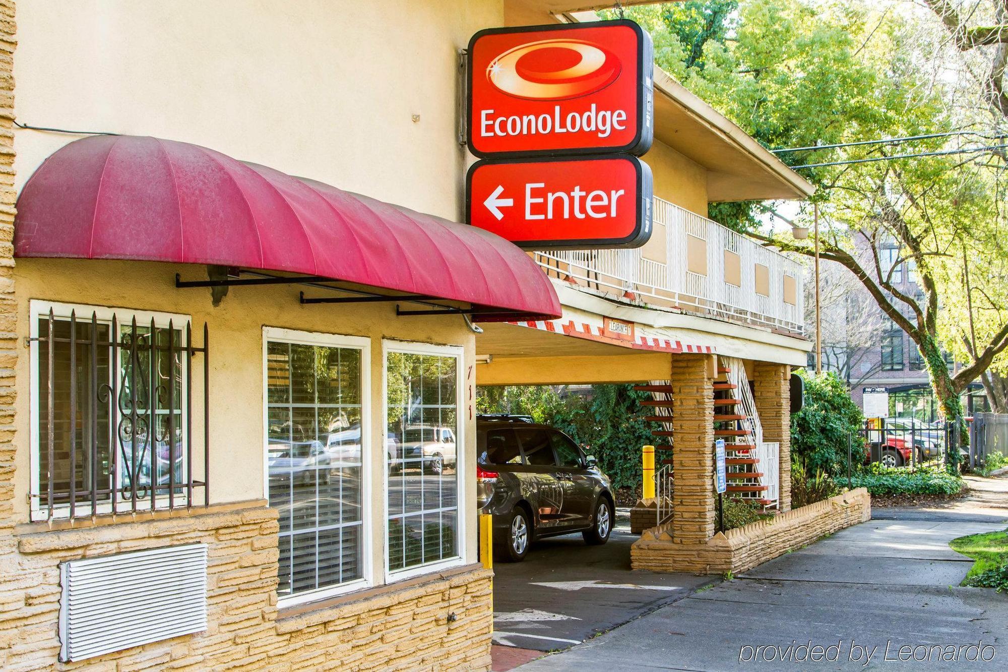 Econo Lodge Sacramento Convention Center Bagian luar foto