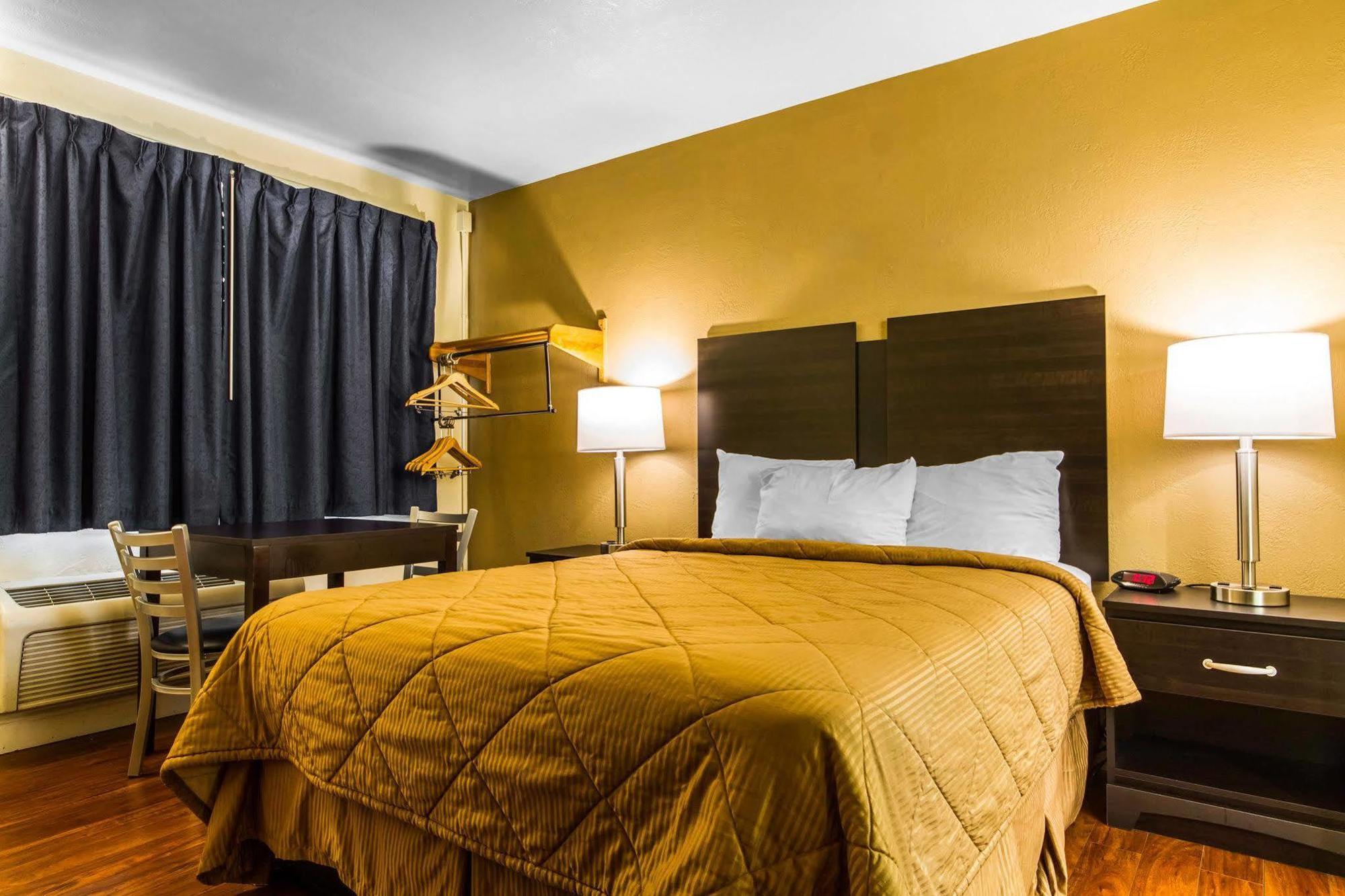 Econo Lodge Sacramento Convention Center Bagian luar foto
