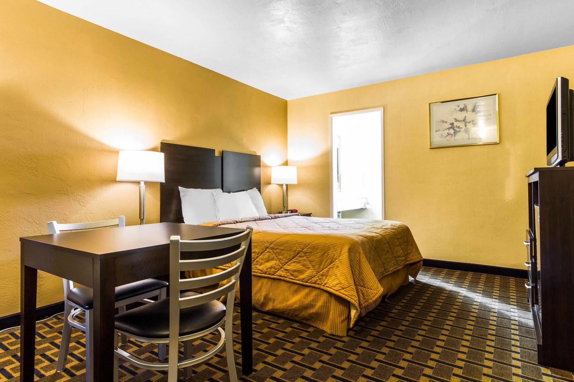 Econo Lodge Sacramento Convention Center Bagian luar foto